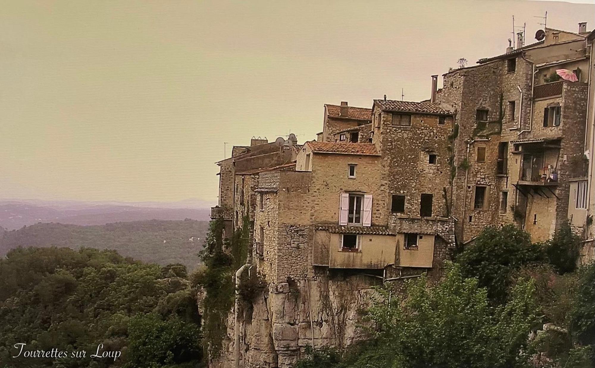 Au Pied Des Baous Bed & Breakfast Vence Exterior photo